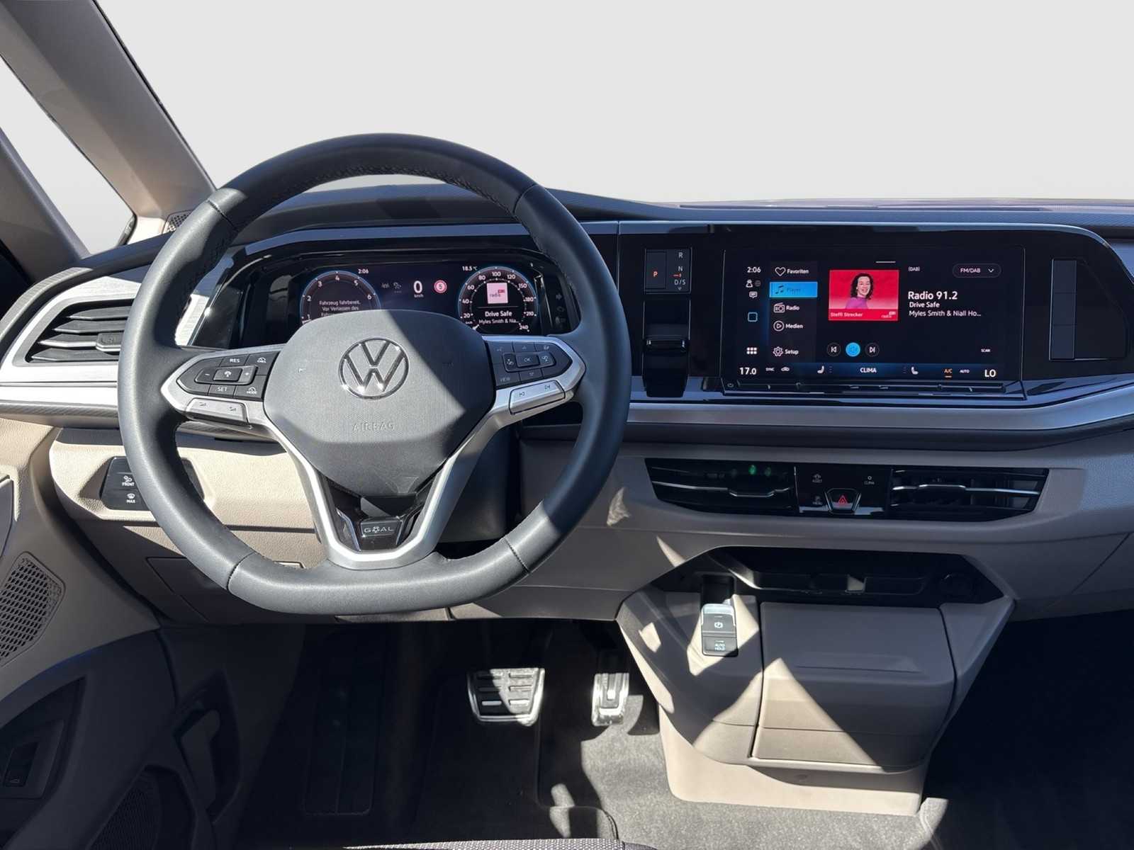 Volkswagen T7 Multivan Life 2.0 TSI GOAL APP-Connect KAMERA AHK