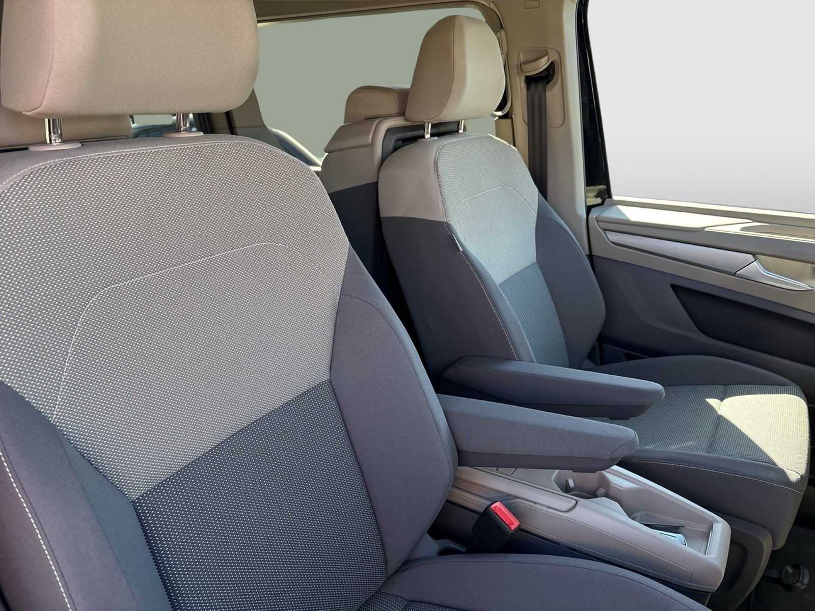 Volkswagen T7 Multivan Life 2.0 TSI GOAL APP-Connect KAMERA AHK