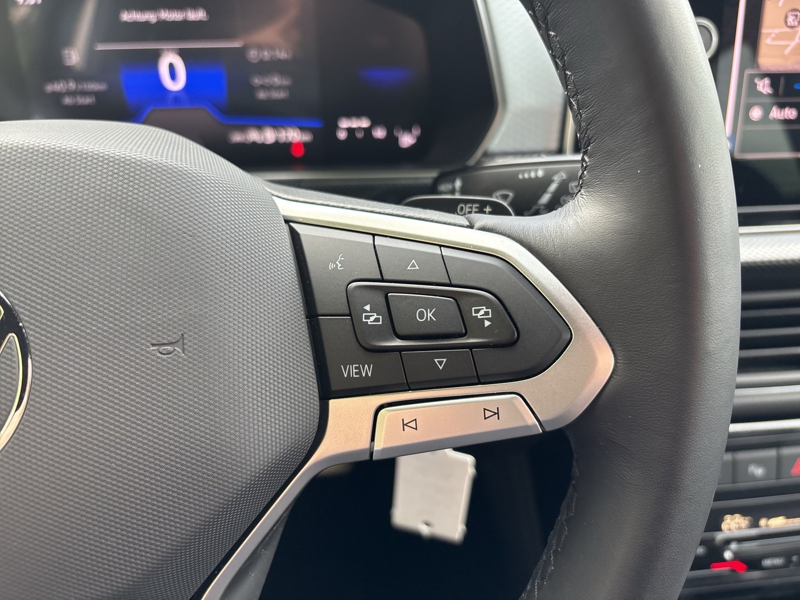 Volkswagen T-Cross 1.0 GOAL ACC LM17 NAVI CARPLAY SITZHEIZ.