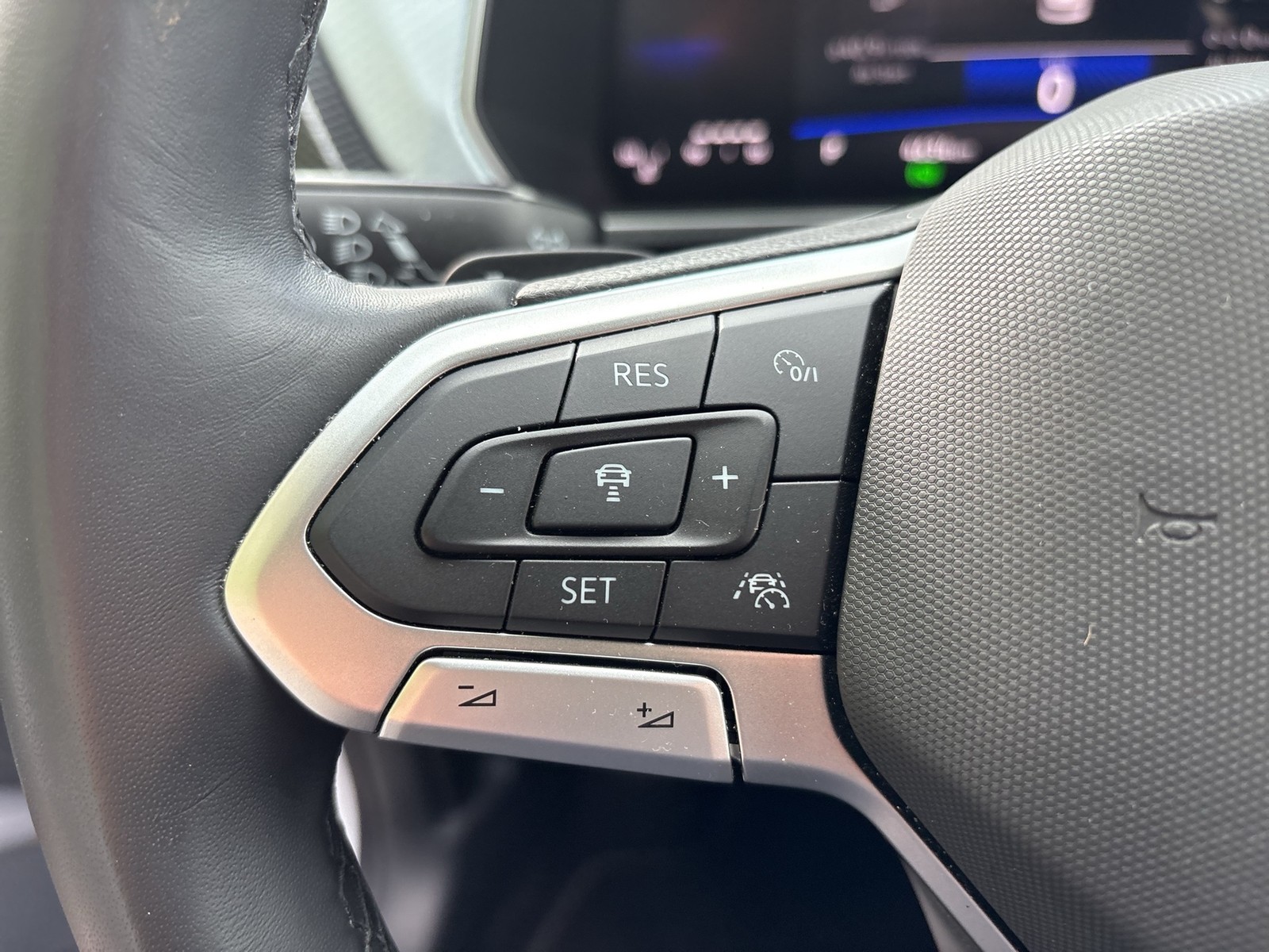 Volkswagen T-Cross 1.0 GOAL ACC LM17 NAVI CARPLAY SITZHEIZ.