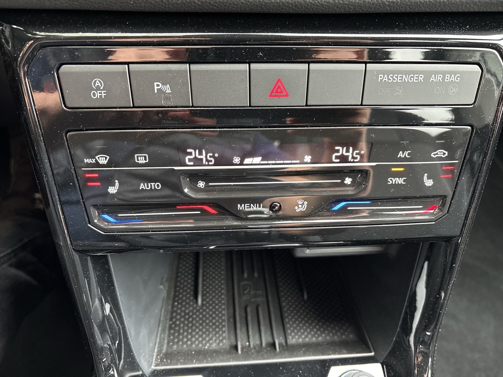 Volkswagen T-Cross 1.0 GOAL ACC CARPLAY ALU SITZHEIZUNG