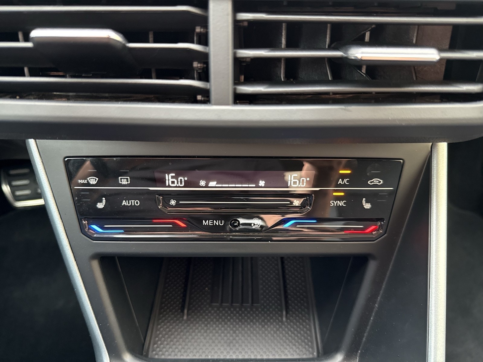 Volkswagen Taigo 1.5 GOAL ACC LM17 CARPLAY SITZHEIZUNG