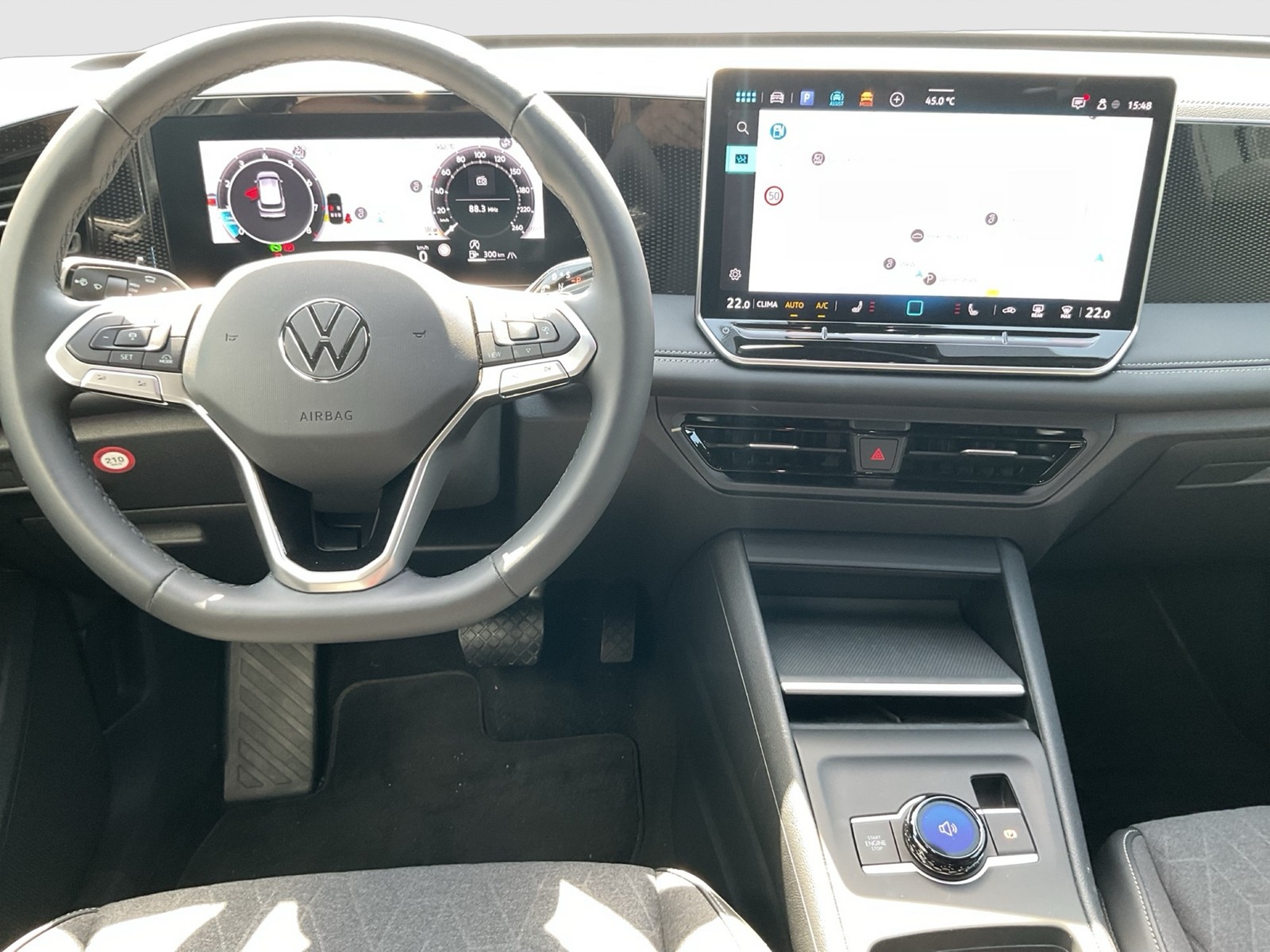 Volkswagen Tiguan 2.0 LIFE 4X4 STANDHZ. AHK 360CAM HDMATRIX