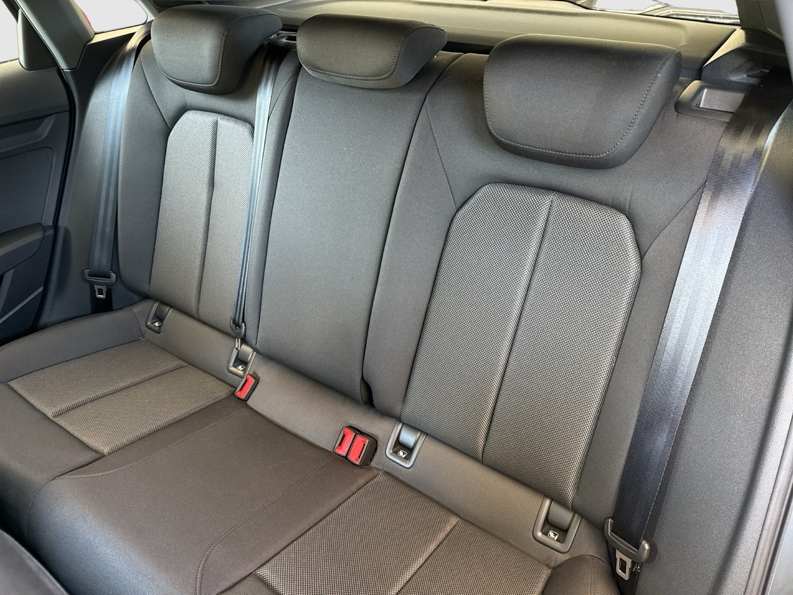 Audi A3 Sportback 30 advanced NAVI+ ALU17 SITZHEIZUNG