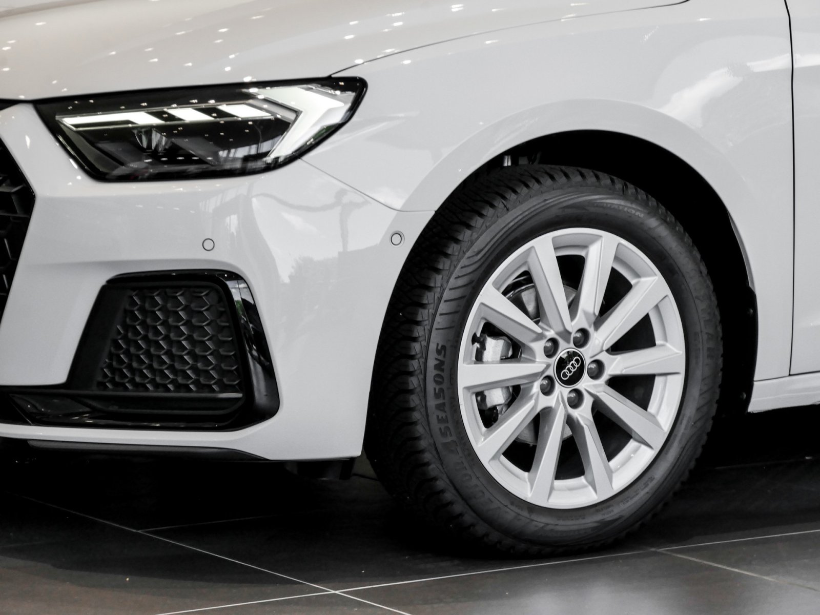 Audi A1 Sportback 25 TFSI S tronic advanced LED+Sportsitze+APS+Kamera+Sitzheizung+