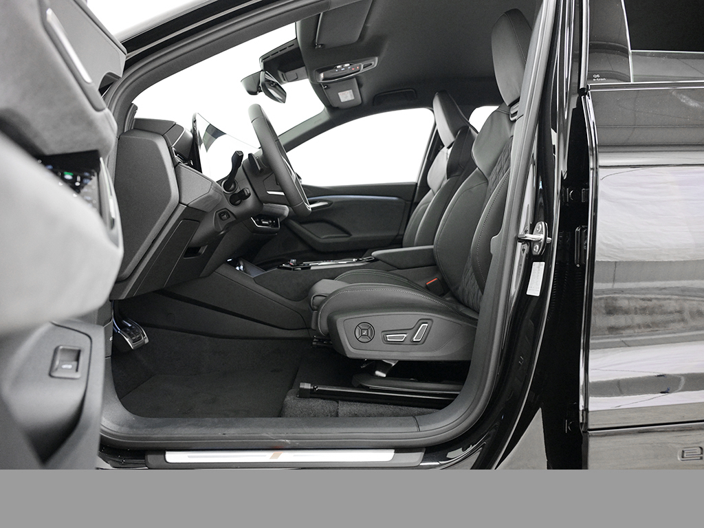 Audi Q6 SUV e-tron perfomance S line Tech pro+AHK