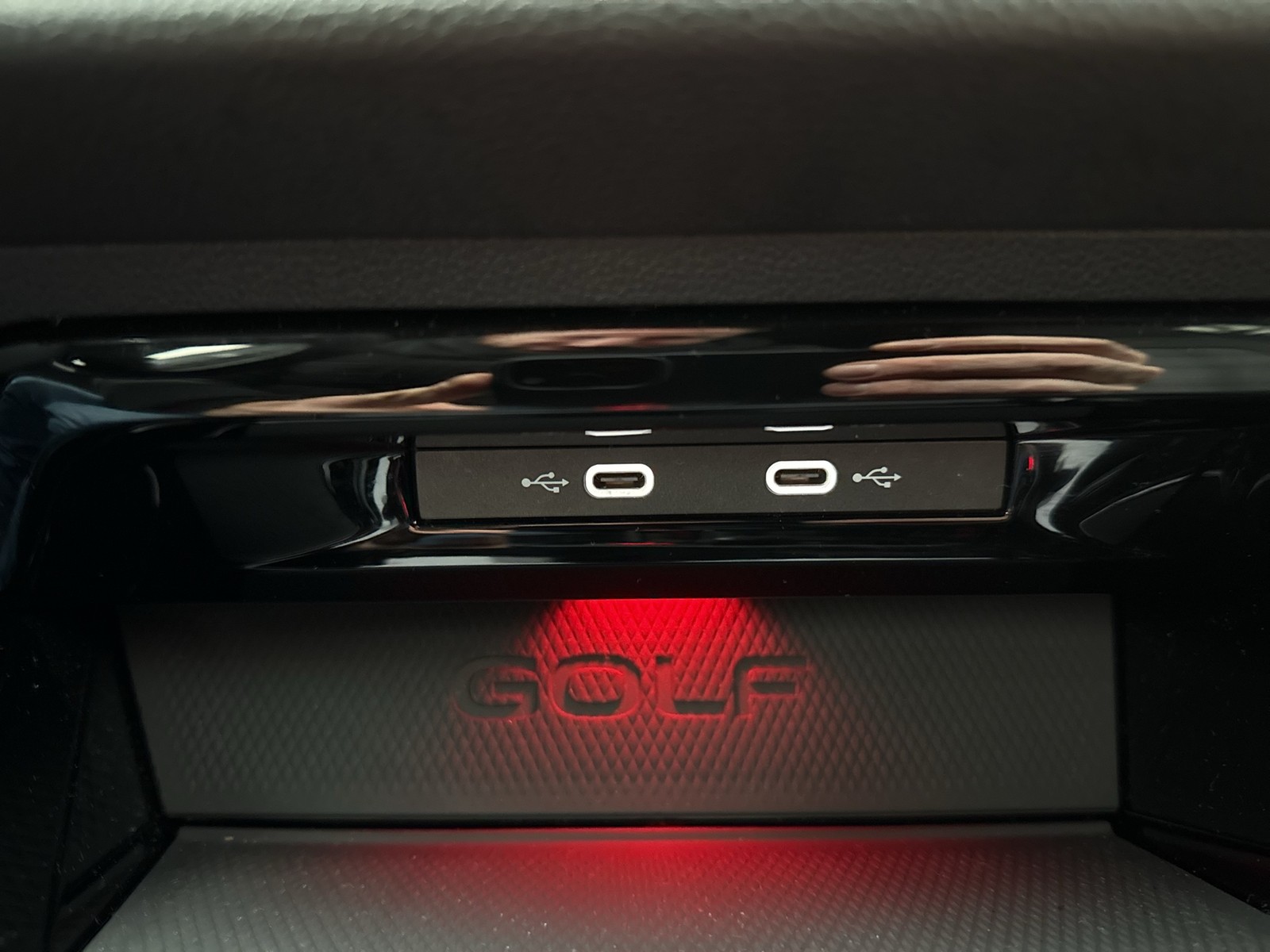 Volkswagen Golf VIII 2.0 GTI BLACK STYLE KAMERA ACC ALU18 AHK