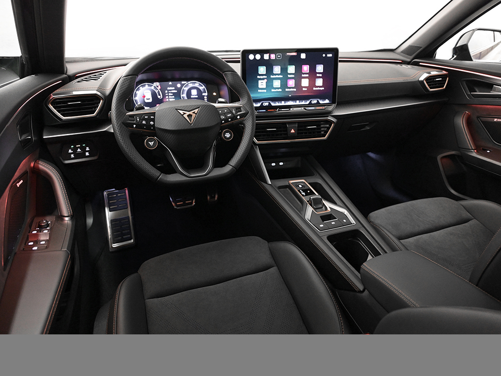 Cupra Formentor 1.5 DSG AHK eKLAPPE KEYLESS LM19