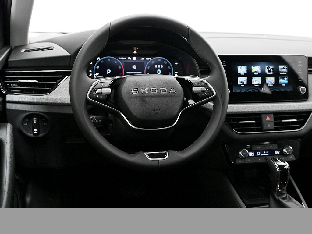 Skoda Kamiq 1.0TSI DSG Balance ACC PDC Smartlink SHZ RFK