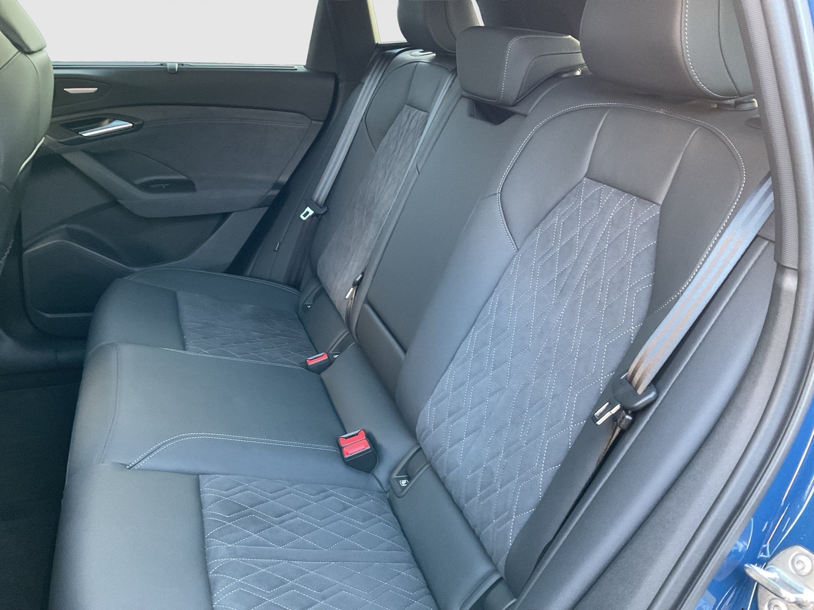 Audi Q6 e-tron performance S LINE AHK B&O 360CAM LM21