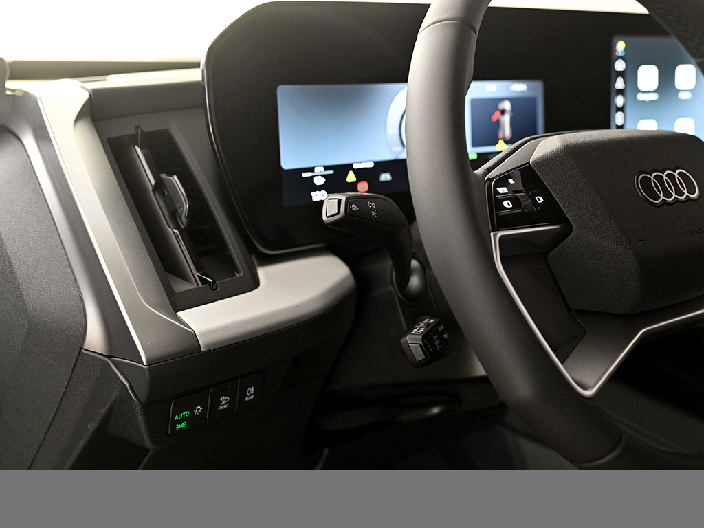 Audi Q4 e-tron quattro performance AHK TECH PLUS