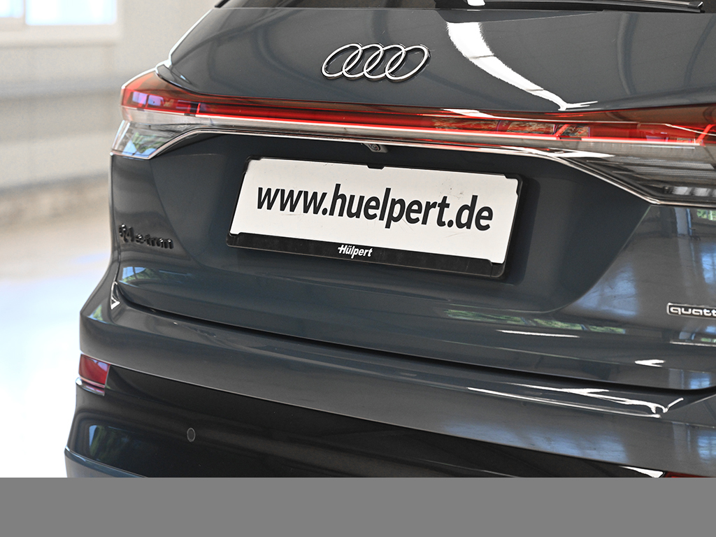 Audi Q4 e-tron quattro performance AHK TECH PLUS