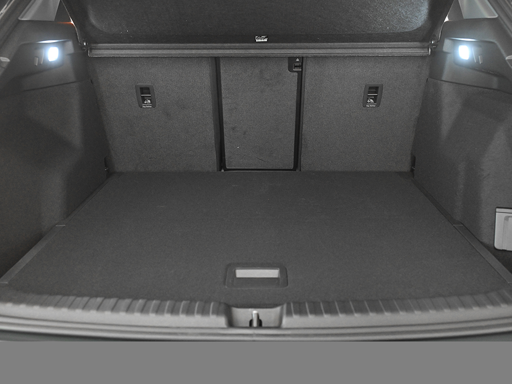 Audi Q4 e-tron quattro performance AHK TECH PLUS