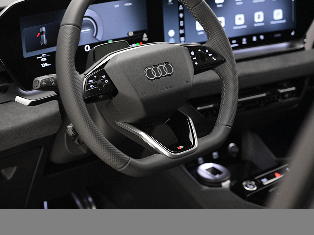 Audi Q6 e-tron performance AHK PANO TECH PRO LM20