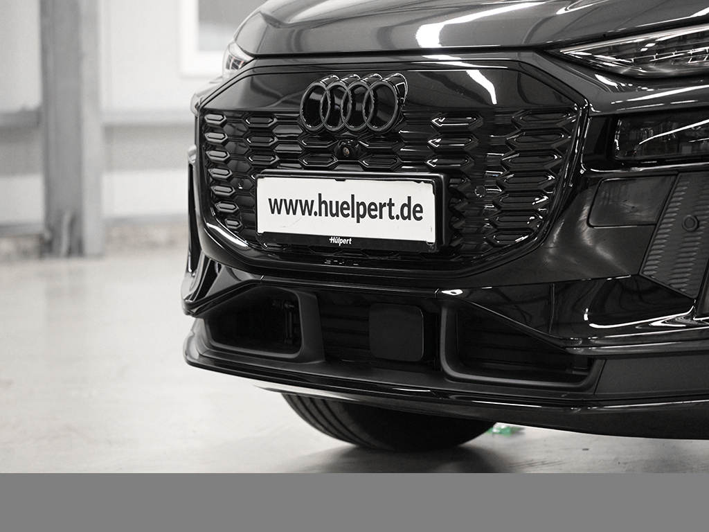 Audi Q6 e-tron performance AHK PANO TECH PRO LM20