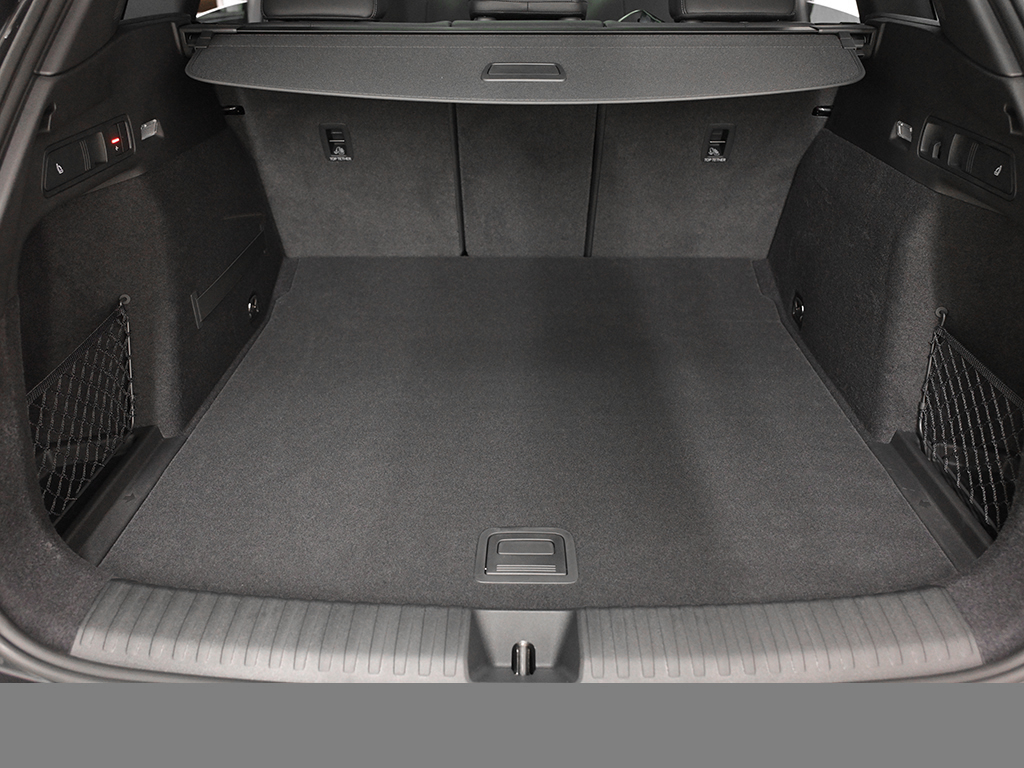 Audi Q6 e-tron performance AHK PANO TECH PRO LM20