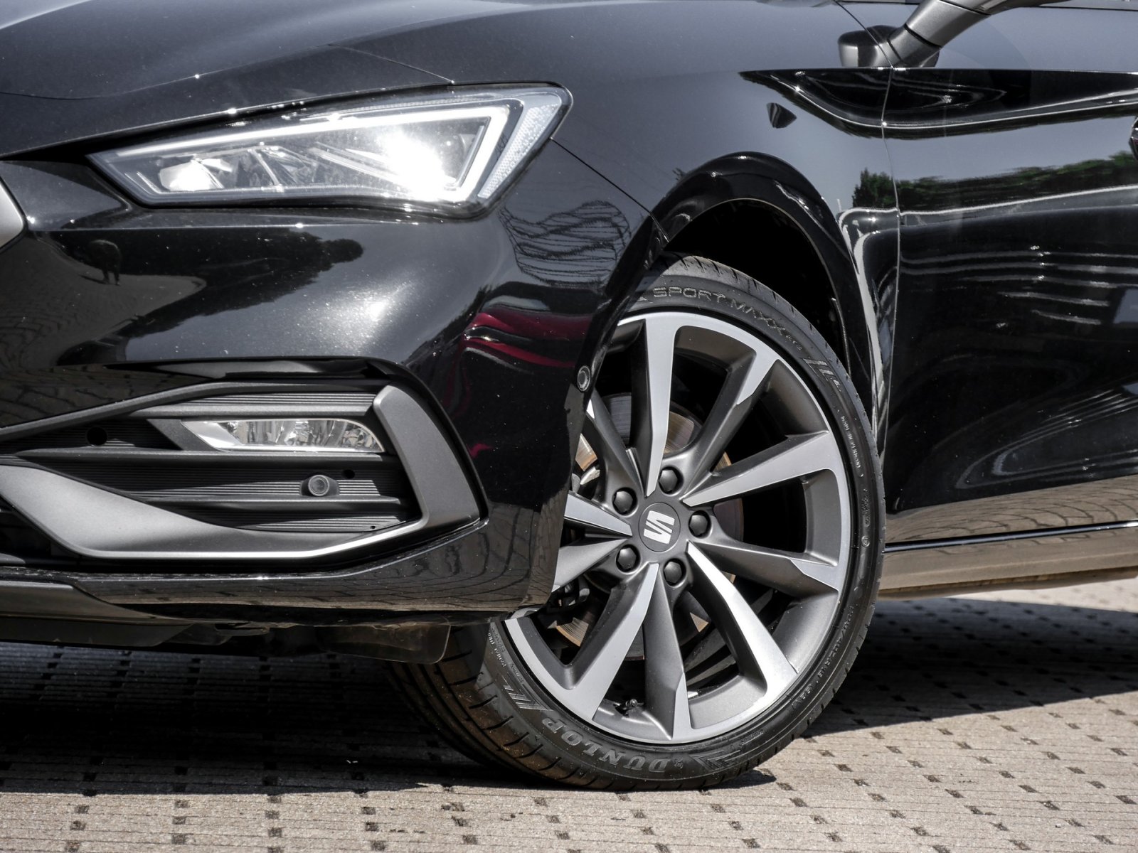 Seat Leon ST 2.0 FR 4X4 STANDHZ. BEATS PANO AHK CAM