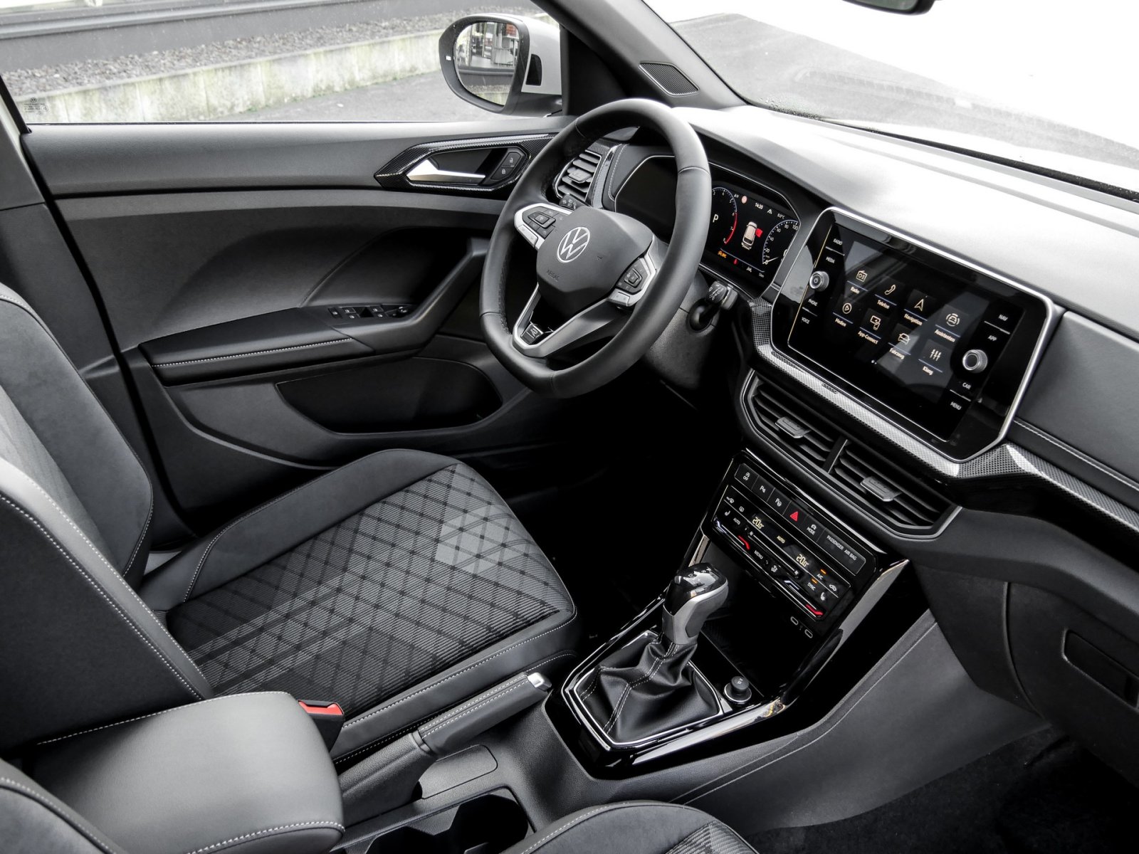 Volkswagen T-Cross 1.5 R-LINE DSG NAVI AHK CAM MATRIXLED