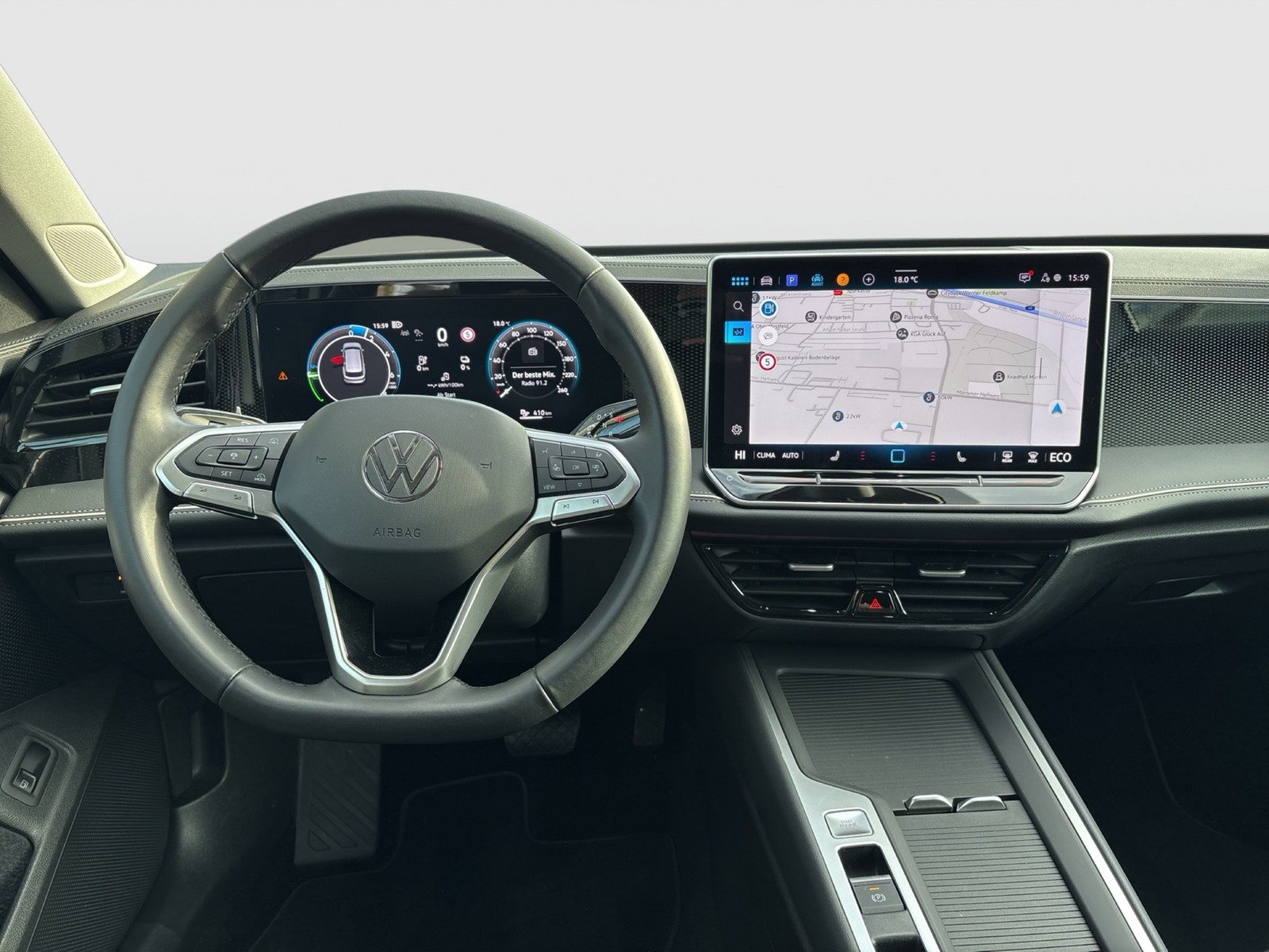 Volkswagen Passat Variant 1.5 HYBRID BUSINESS AHK CAM ACC