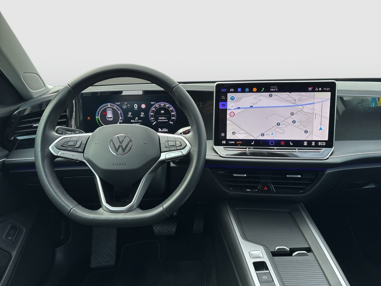 Volkswagen Passat Variant 1.5 HYBRID BUSINESS AHK CAM ACC