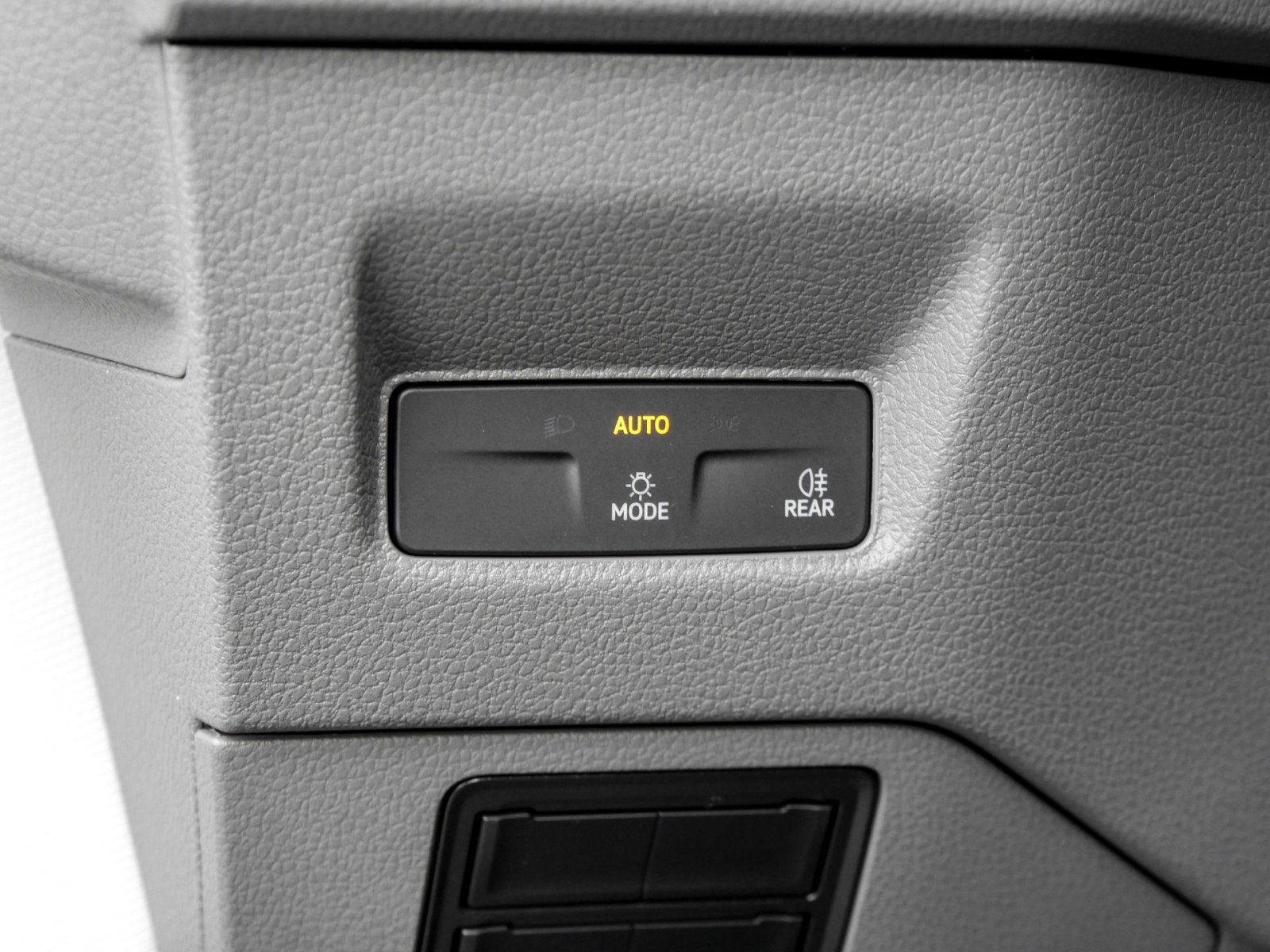 Volkswagen Crafter 35 HD LR CARPLAY CAM AHK-VORB.