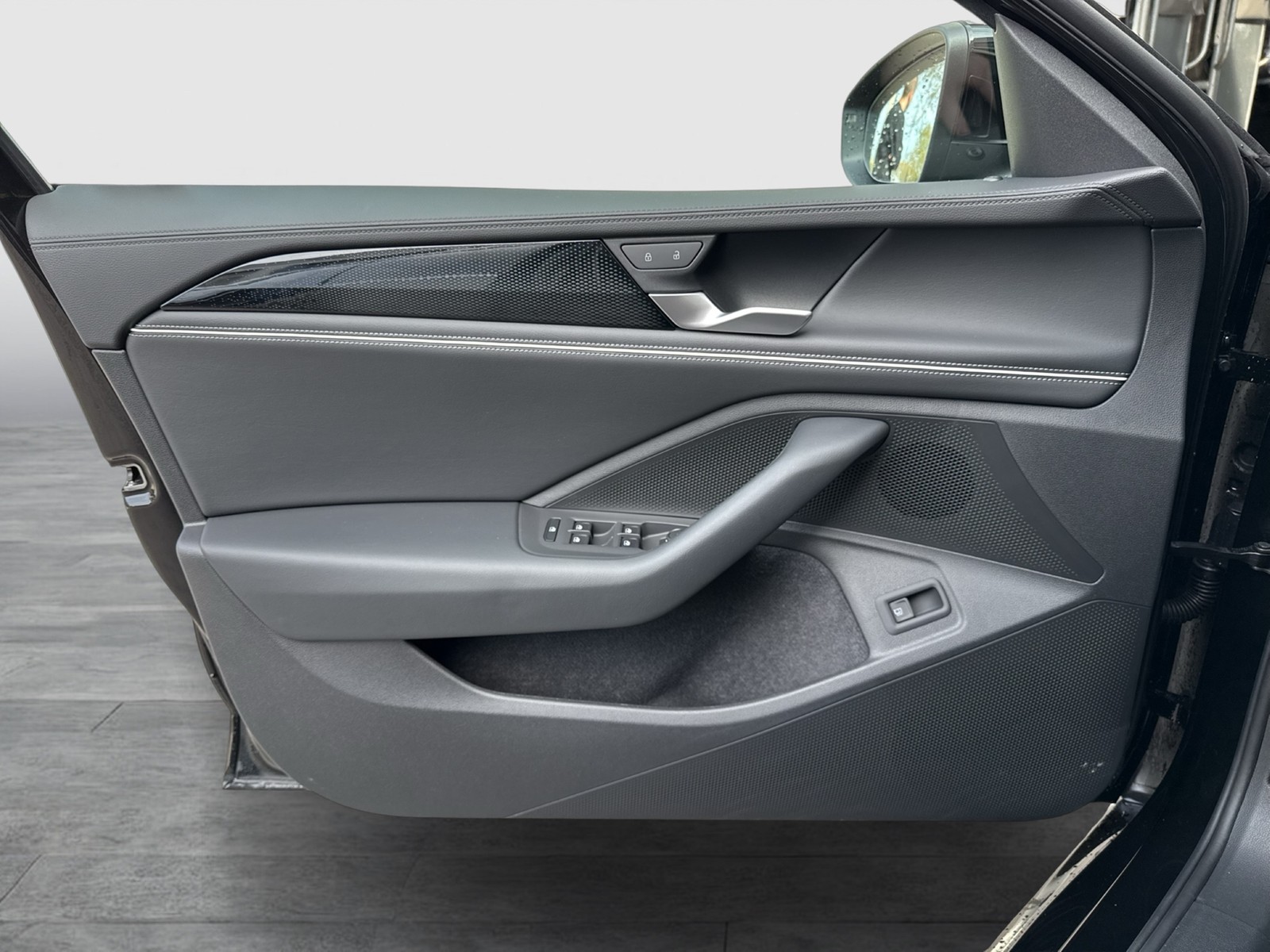 Volkswagen Passat Variant 1.5 HYBRID BUSINESS AHK CAM ACC