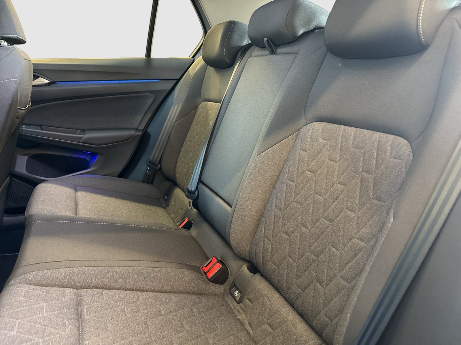 Volkswagen Golf VIII 2.0 LIFE FACELIFT ACC CARPLAY SITZHEIZ