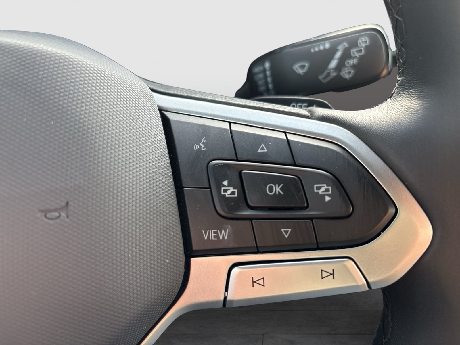 Volkswagen Taigo 1.0 GOAL ACC NAVI LM17 CARPLAY SITZHEIZUNG