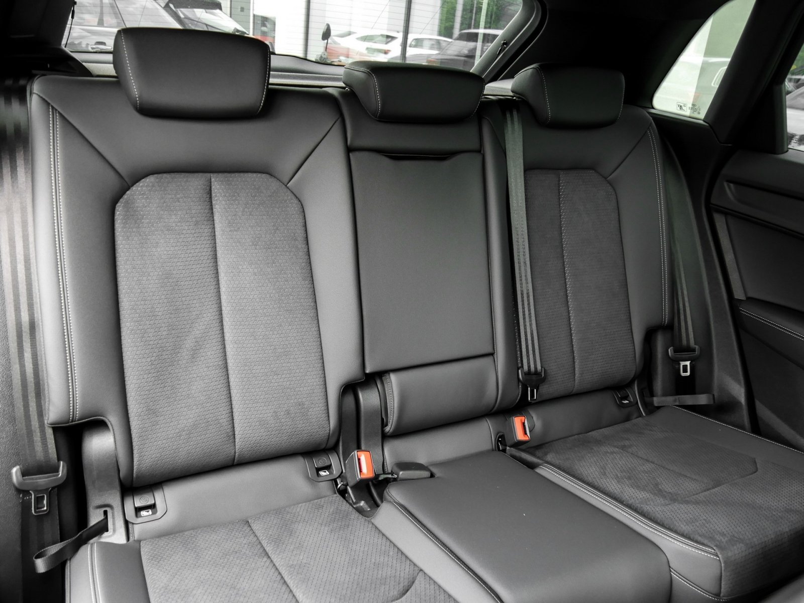 Audi Q3 35 S LINE BLACKPAK PANO AHK CAM ACC LM19 NAVI+