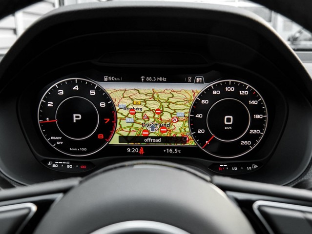 Audi Q2 35 advanced BLACKPAK LM17 E-KLAPPE NAVI+