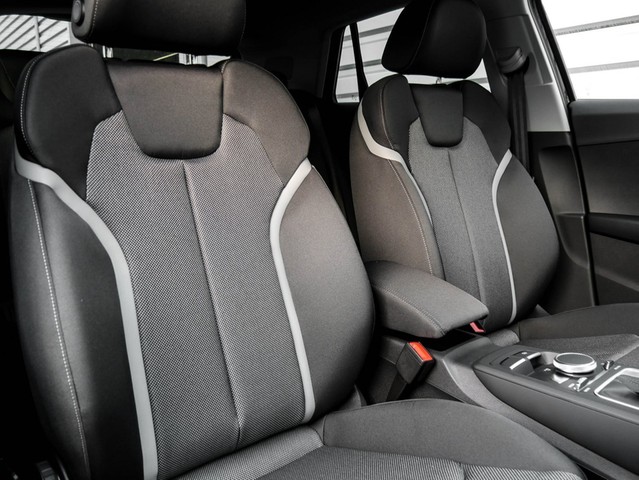 Audi Q2 35 advanced BLACKPAK LM17 E-KLAPPE NAVI+