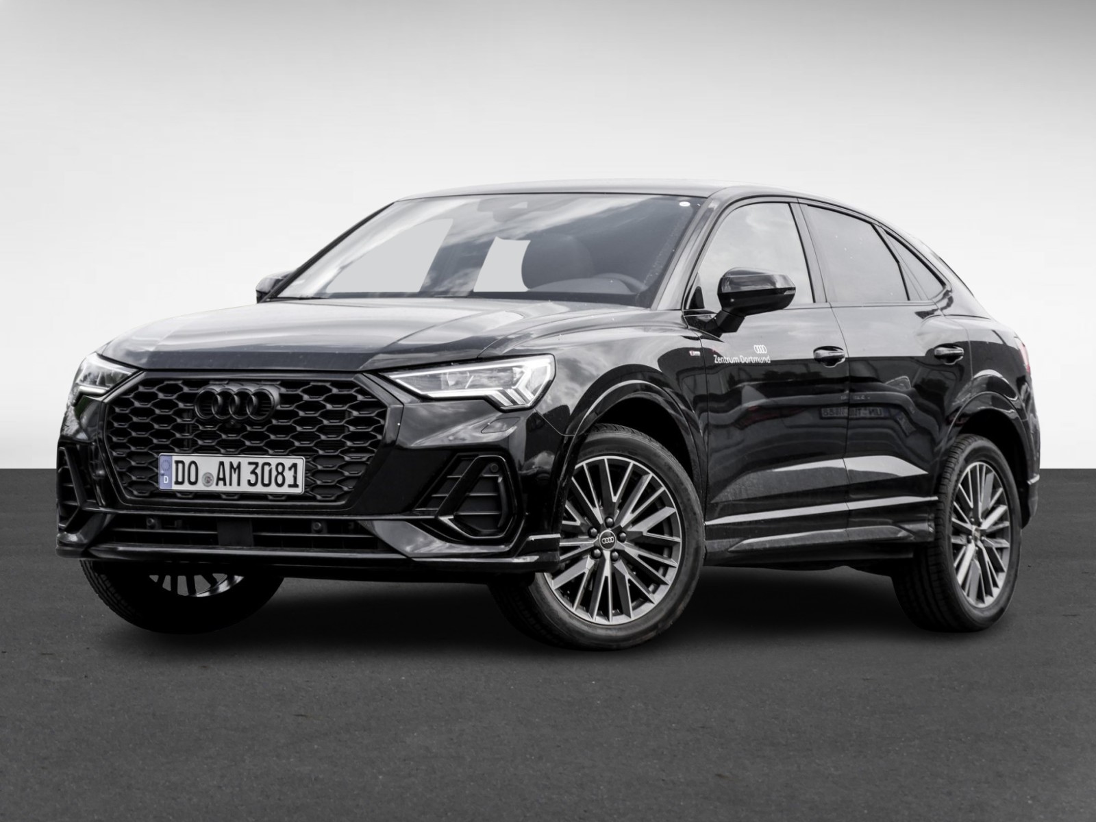 Audi Q3 Sportback 35 S LINE BLACKPAK PANO AHK LM19