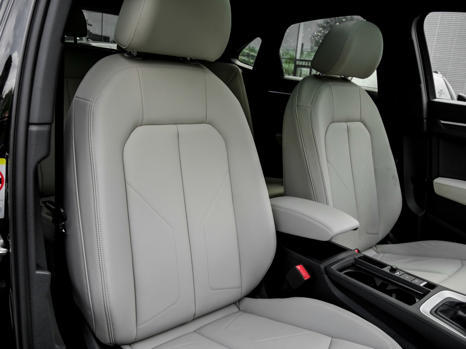 Audi Q3 Sportback 35 S LINE BLACKPAK PANO AHK LM19