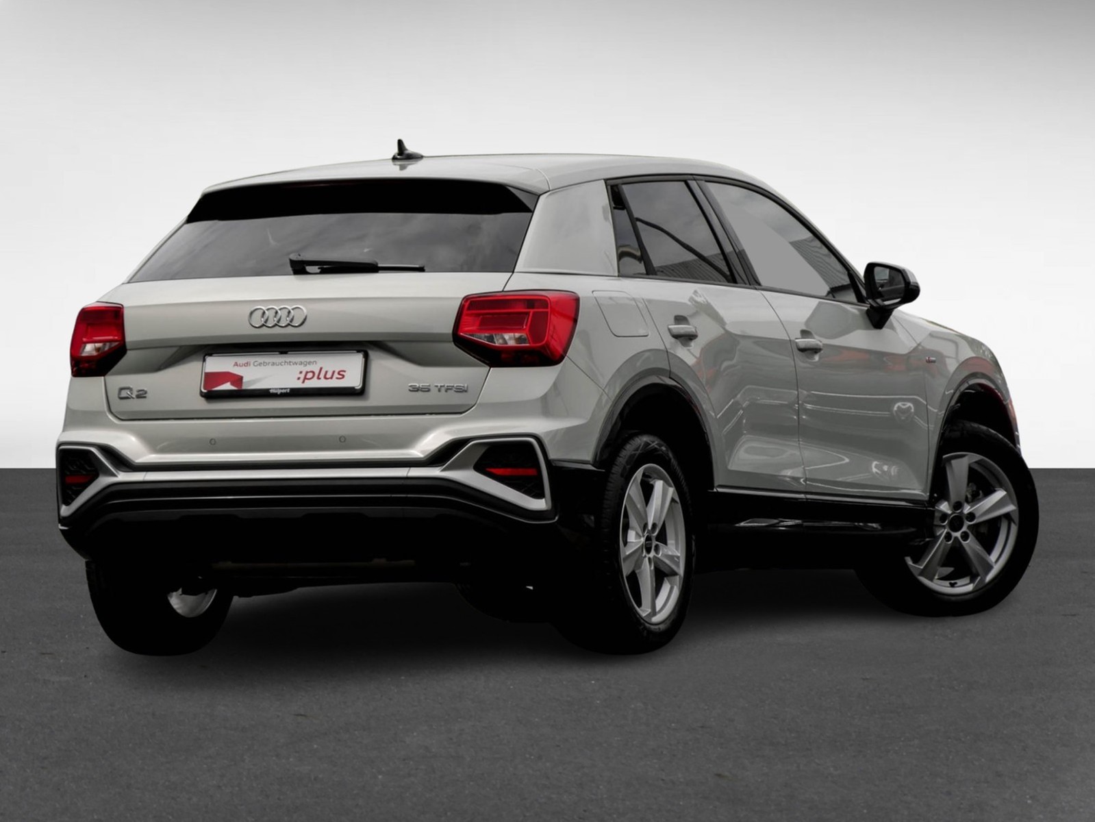 Audi Q2 35 S LINE AHK ACC LM17 E-KLAPPE NAVI+ SITZHZ.