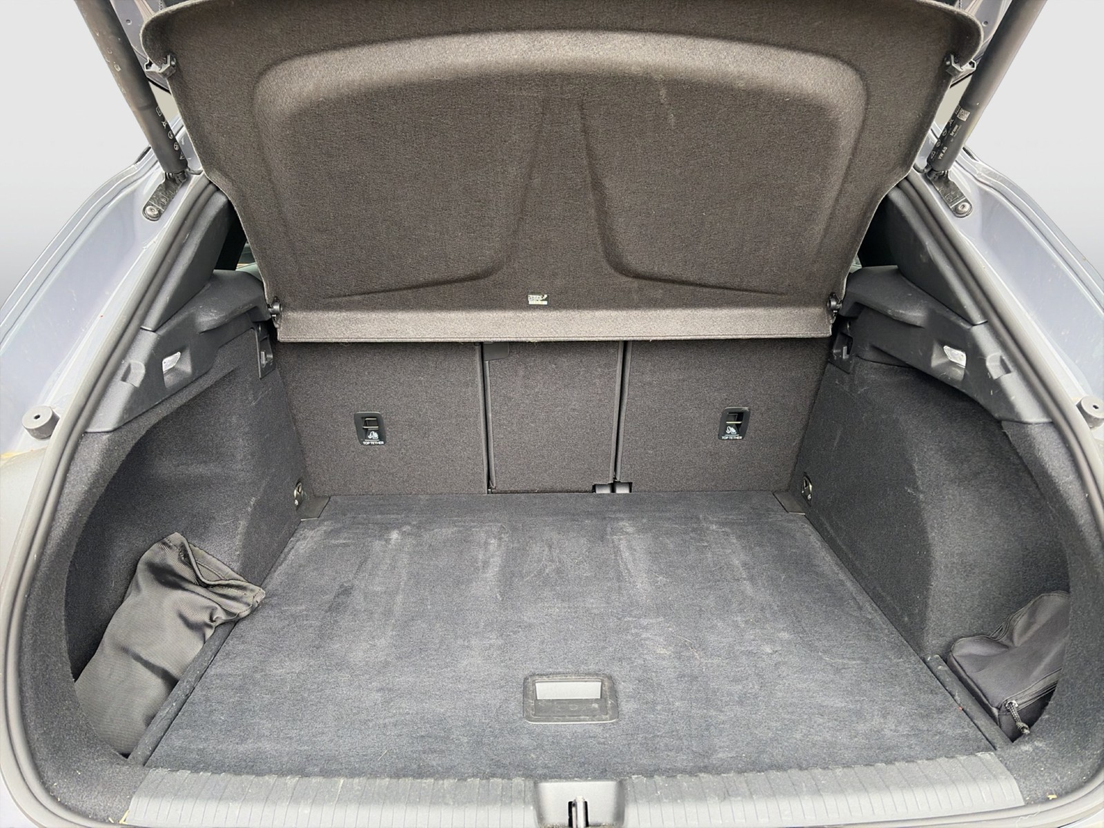 Cupra Terramar 2.0 VZ SENNHEISER ALU20 MATRIX 4X4