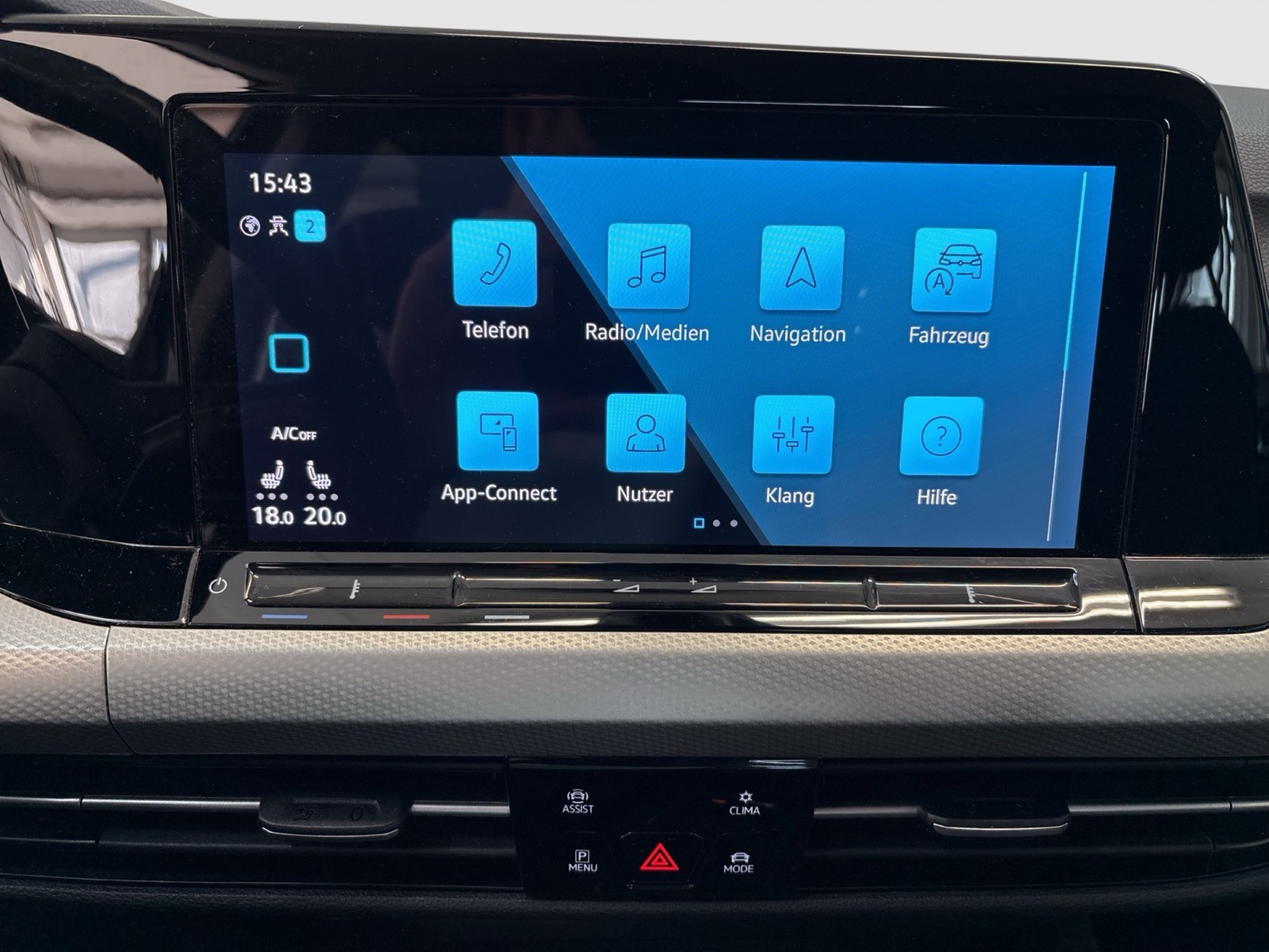 Volkswagen Golf VIII 1.5 MOVE ACC CARPLAY ALU SITZHEIZUNG