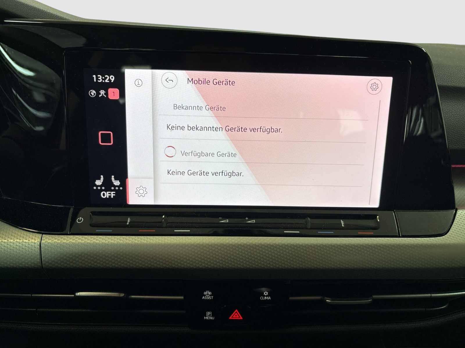 Volkswagen Golf VIII 1.0 eTSI MOVE CAM CARPLAY ALU SITZHEIZ
