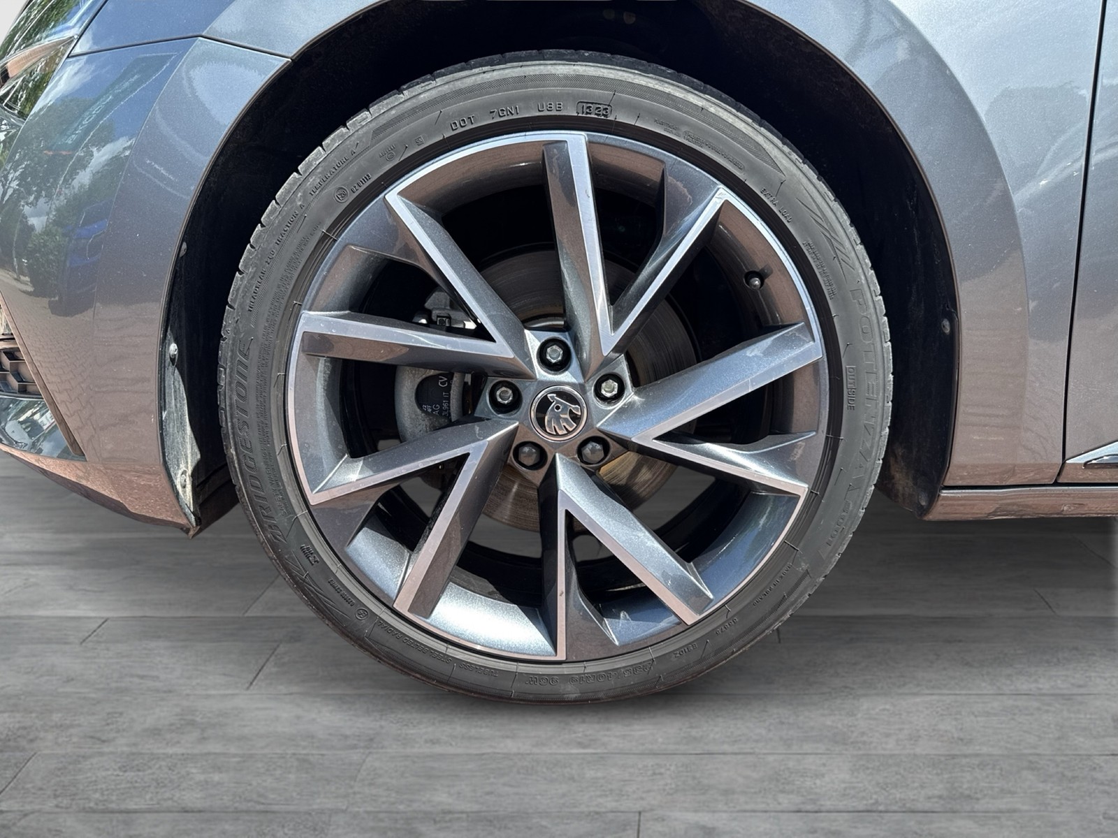 Skoda Superb Combi 1.4iV SPORTLINE STANDHZ LM19 MATRIX