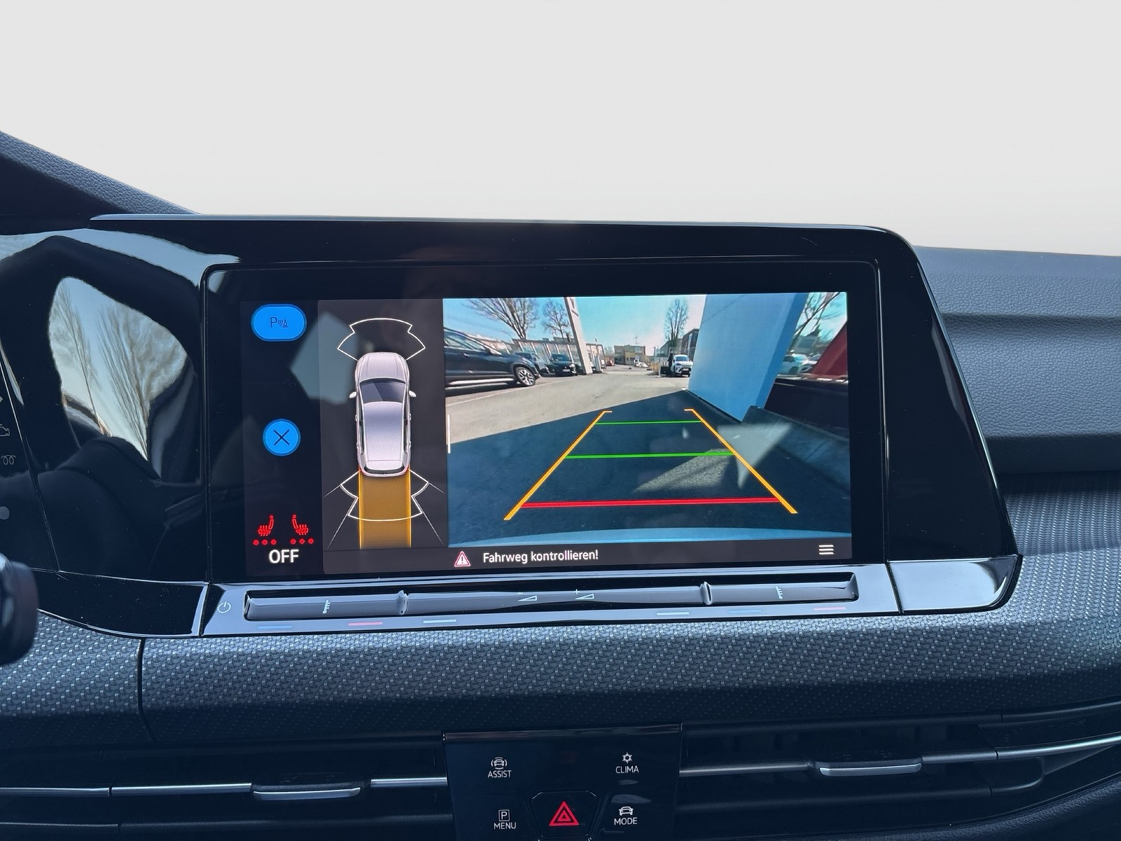 Volkswagen Golf VIII 1.5eTSI R-LINE BLACKSTYLE HARMANKARDON