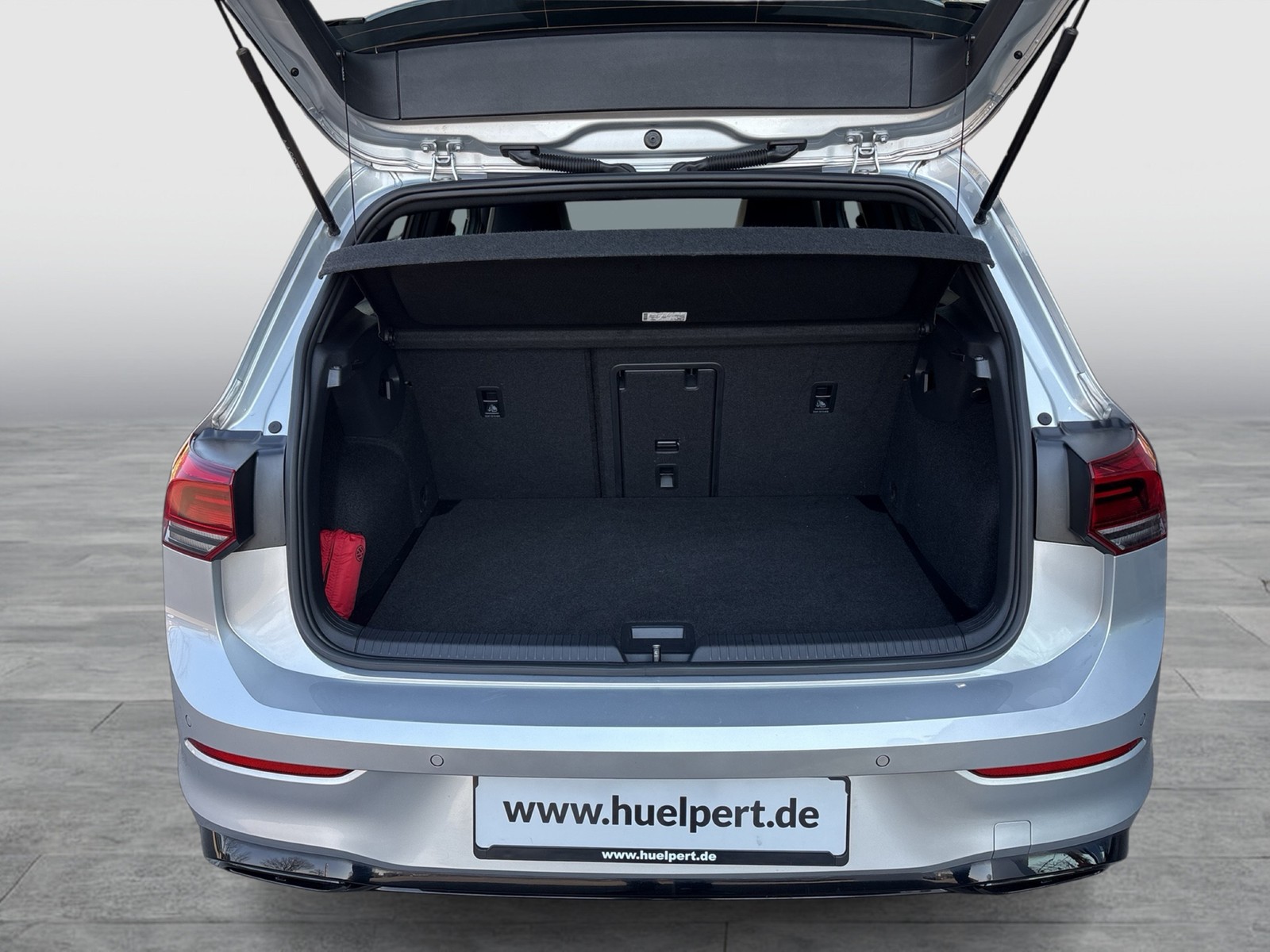 Volkswagen Golf VIII 1.5eTSI R-LINE BLACKSTYLE HARMANKARDON