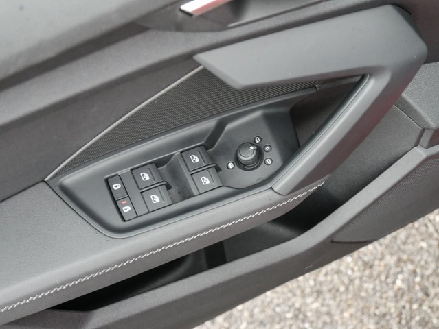 Audi A3 Sportback 35 S LINE BLACKPAK LM18 CARPLAY