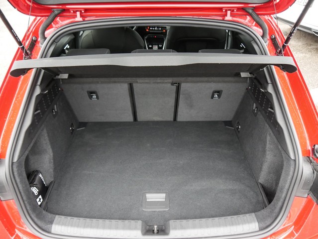 Audi A3 Sportback 35 S LINE BLACKPAK LM18 CARPLAY