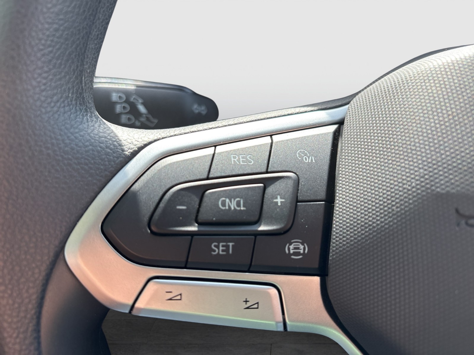 Volkswagen T-Cross 1.0 CARPLAY SITZHEIZUNG LED EINPARKHILFE