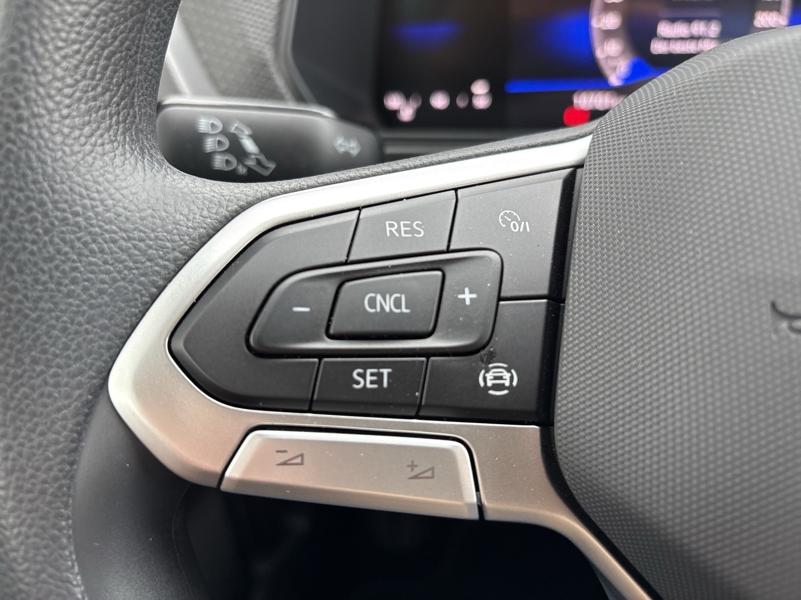 Volkswagen T-Cross 1.0 CARPLAY SITZHEIZUNG LED EINPARKHILFE