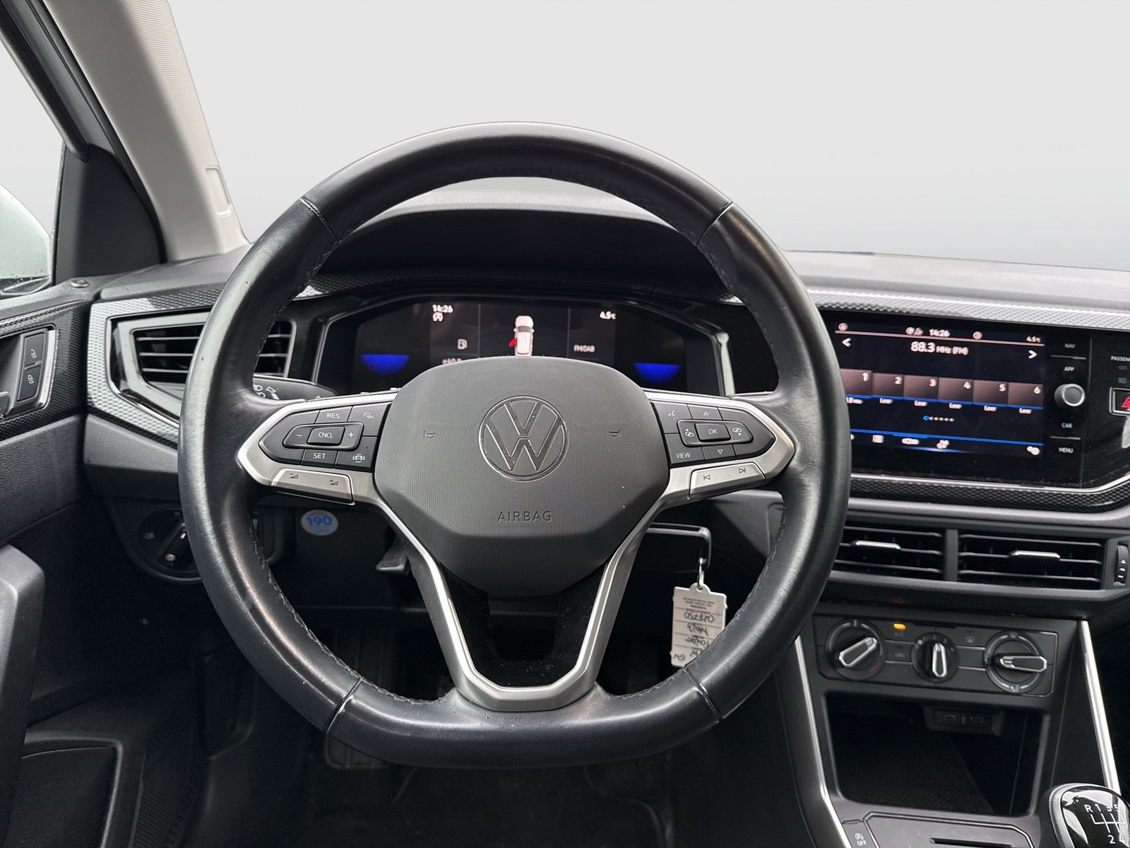 Volkswagen Taigo 1.0 LIFE CARPLAY ALU LED EINPARKHILFE DAB+