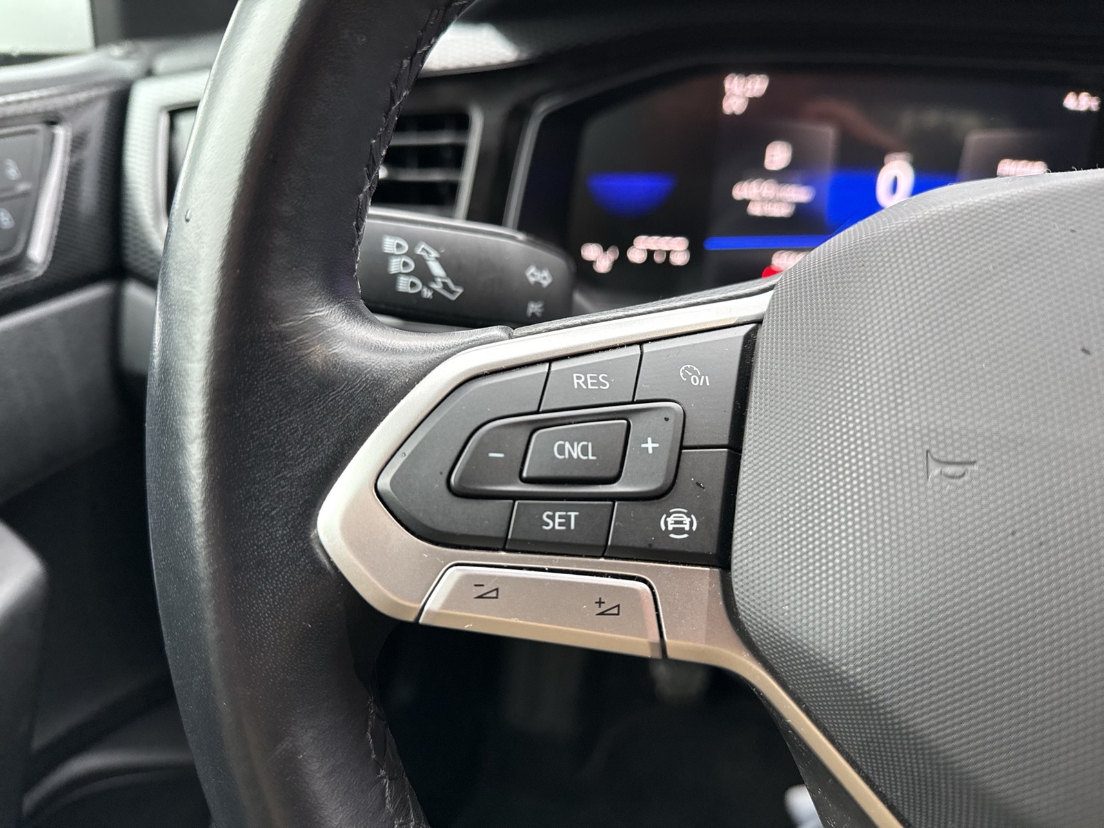 Volkswagen Taigo 1.0 LIFE CARPLAY ALU LED EINPARKHILFE DAB+