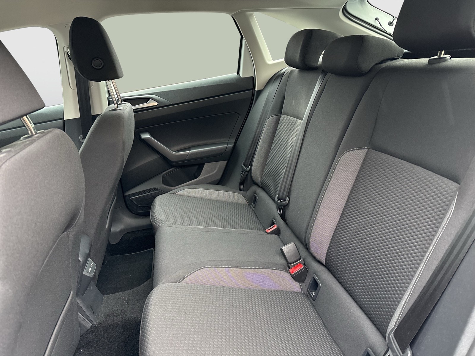 Volkswagen Taigo 1.0 LIFE CARPLAY ALU LED EINPARKHILFE DAB+