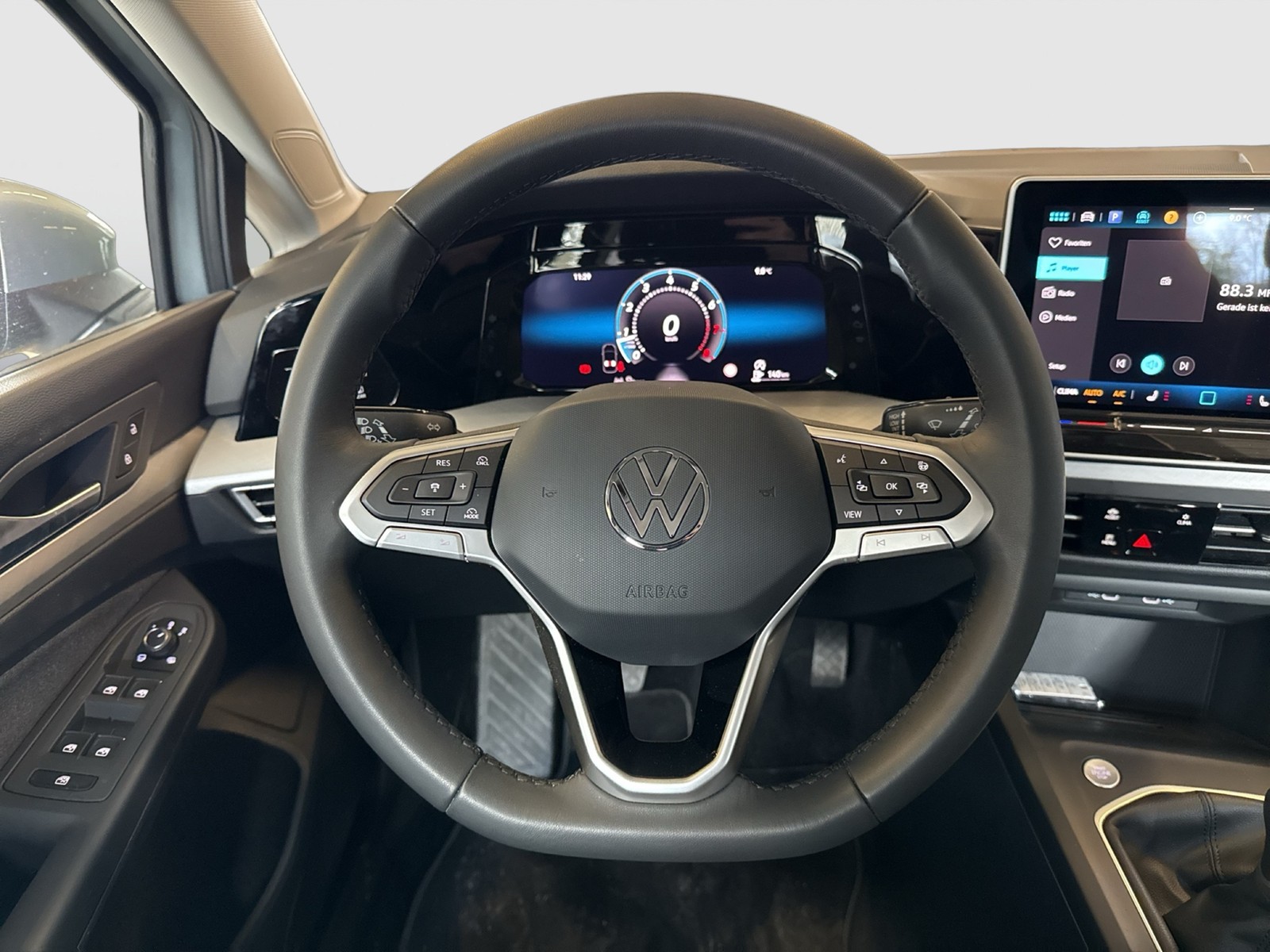 Volkswagen Golf VIII 1.5 LIFE FACELIFT ACC CARPLAY SITZHEIZ