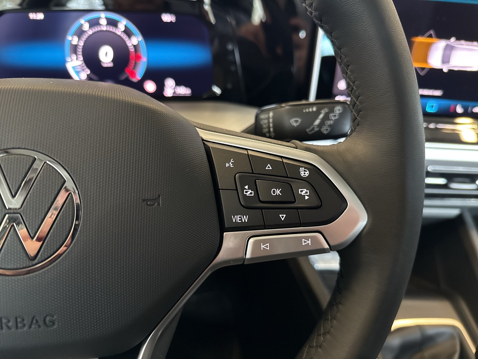 Volkswagen Golf VIII 1.5 LIFE FACELIFT ACC CARPLAY SITZHEIZ