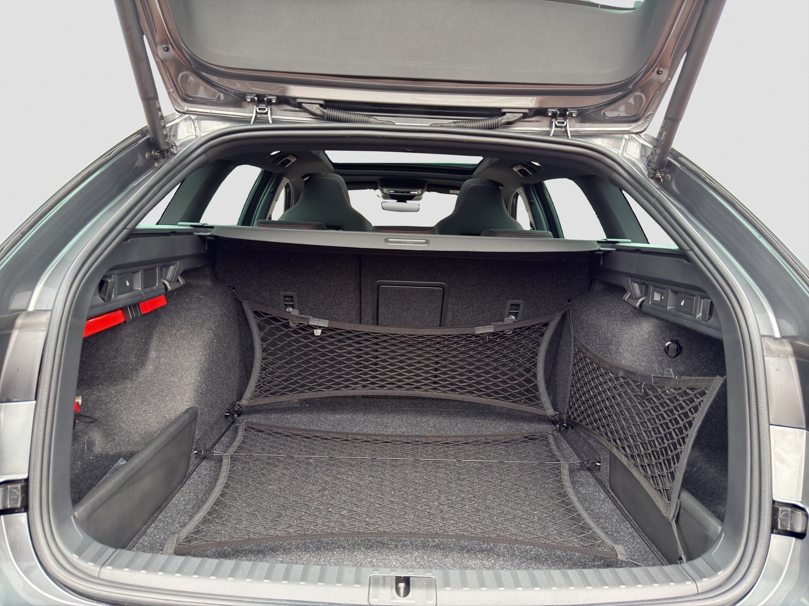 Skoda Octavia Combi 2.0 RS PANO AHK CAM ACC LM18 NAVI